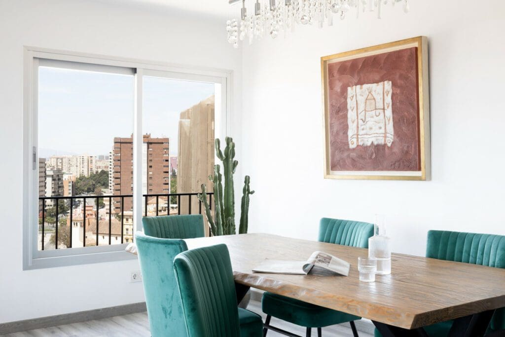3 Bedroom Middle Floor Apartment In Málaga