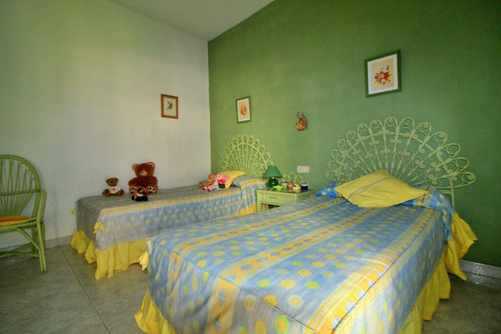 3 Bedroom Middle Floor Apartment In Puerto Banús