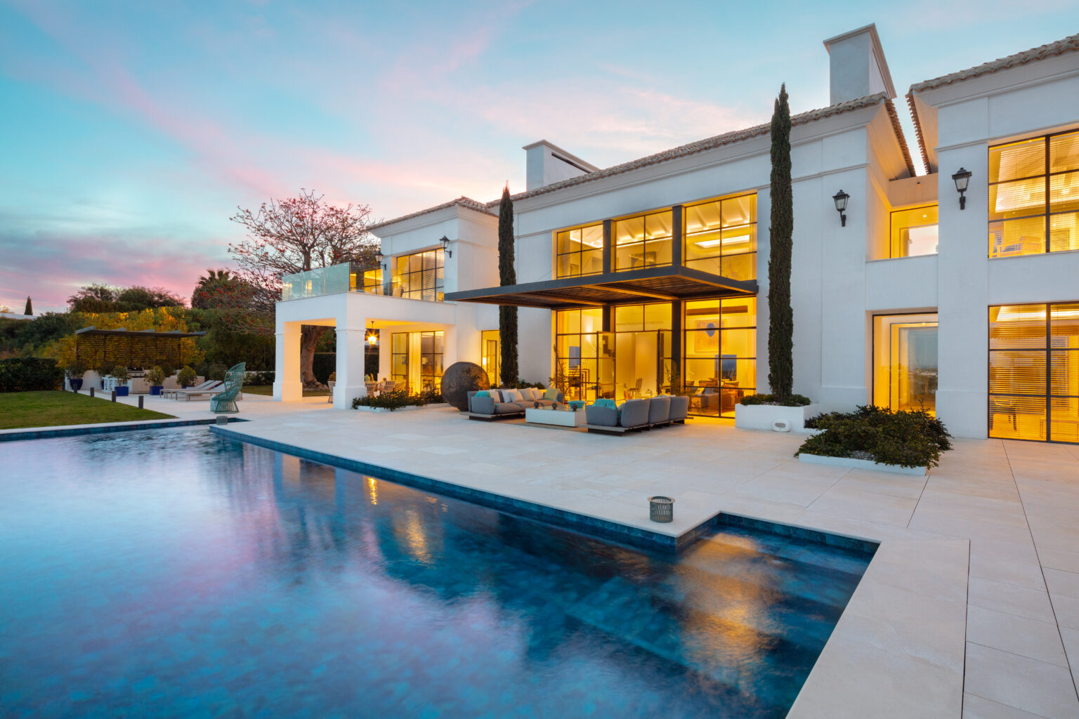 Los Flamingos 88 – Sophisticated Modern Villa