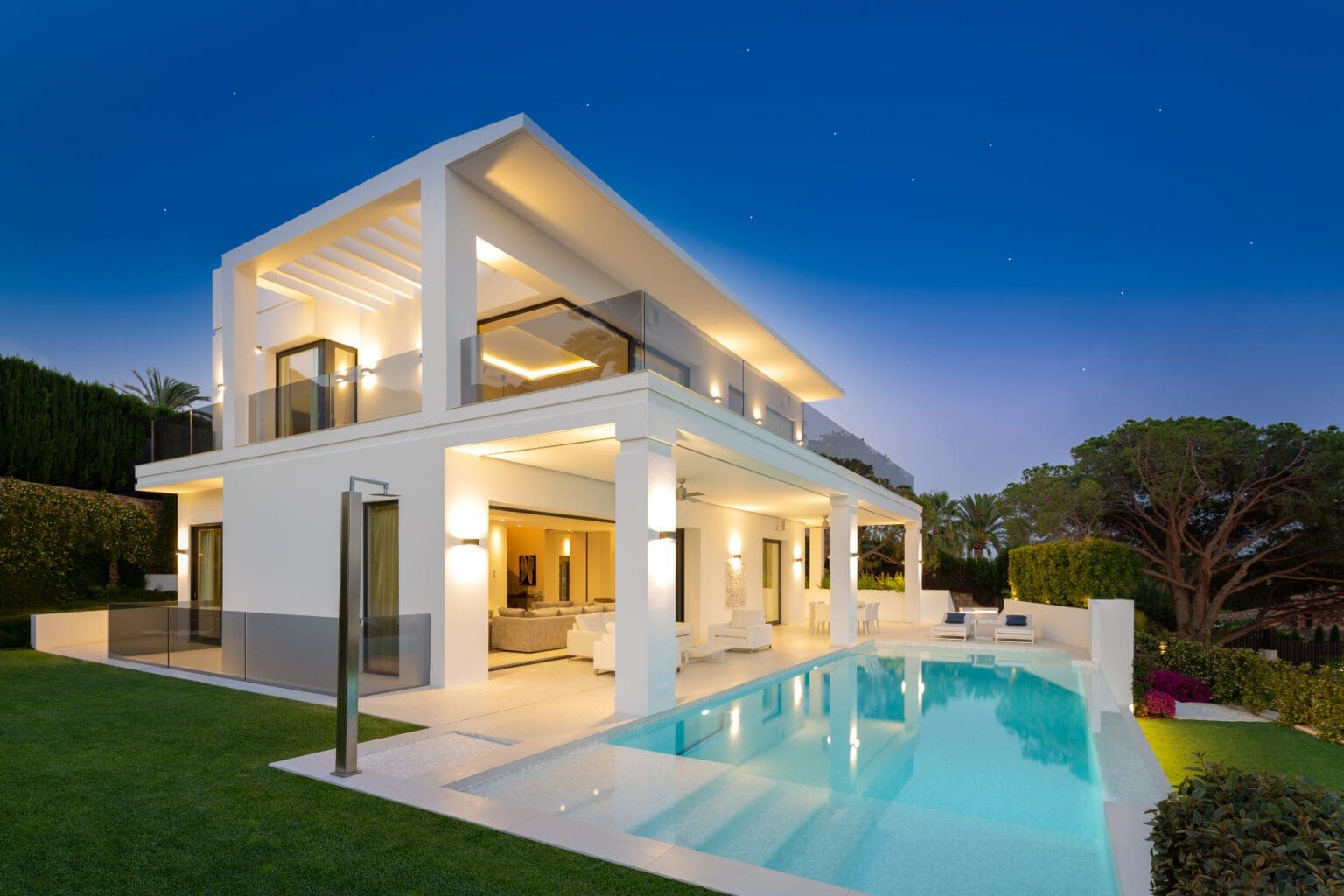 Villa Blue – Modern Luxury Villa